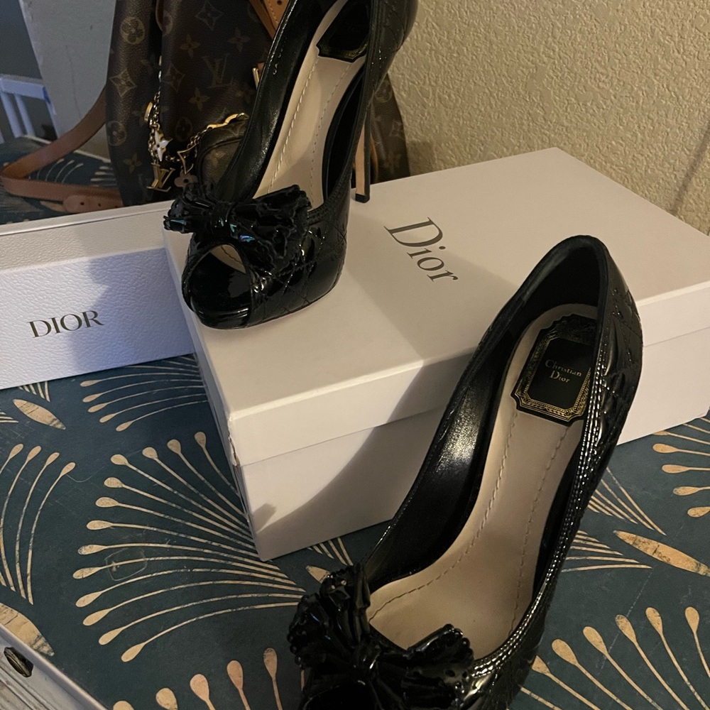 Dior Lace Cannage Pump